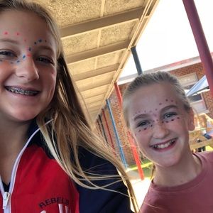 Meet your Posher, Avery